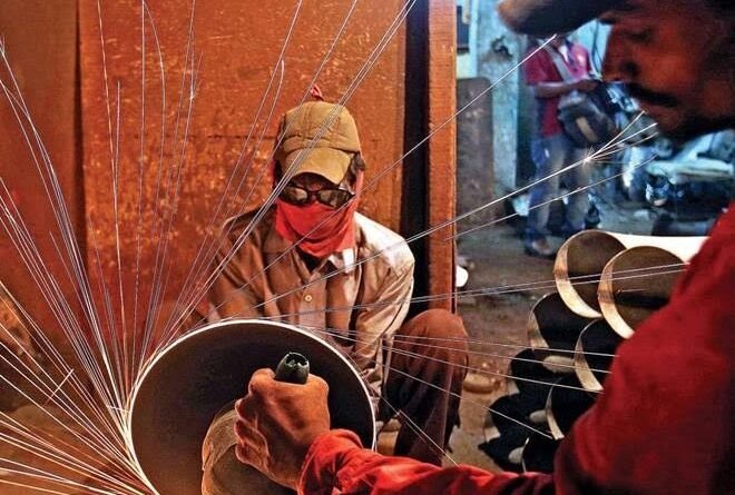 युवा उद्यमी का पहला कदम